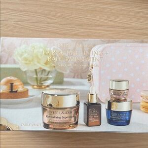 Estee Lauder The Lifting + Firming Routine Skincare Treats - NEW IN BOX*
